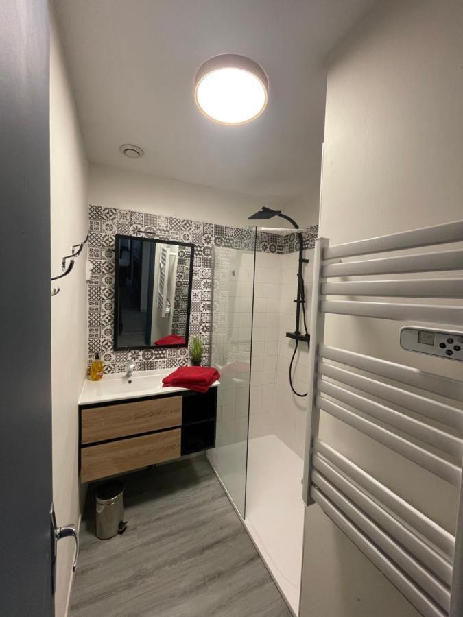 Gite Les Domaines Apartment Авалон Екстериор снимка